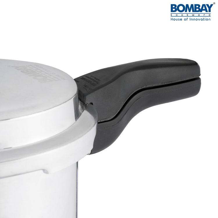 Induction Base Aluminium Pressure Cooker with Outer Lid | 3 L Capacity | Silver 1.0 PIECE